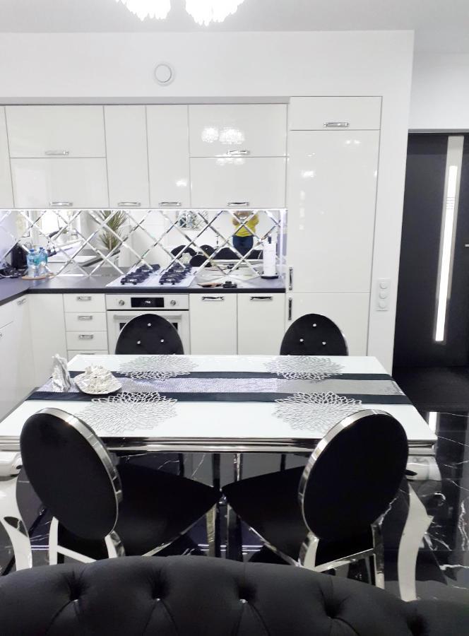 Apartament Glamour Gniezno Ngoại thất bức ảnh