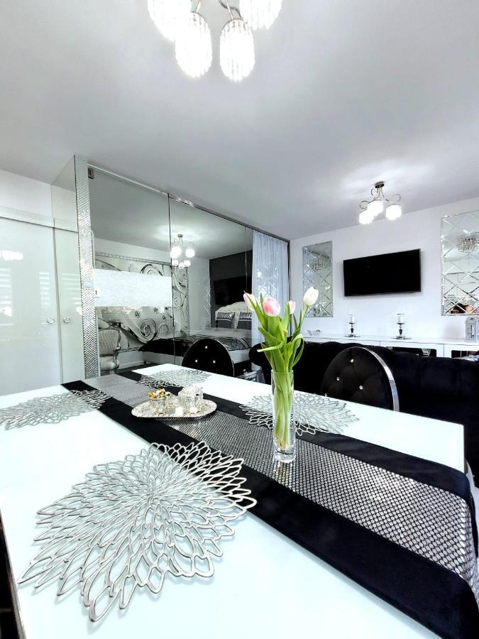 Apartament Glamour Gniezno Ngoại thất bức ảnh
