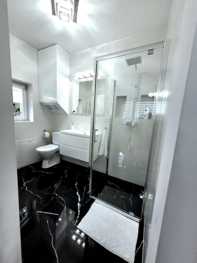 Apartament Glamour Gniezno Ngoại thất bức ảnh